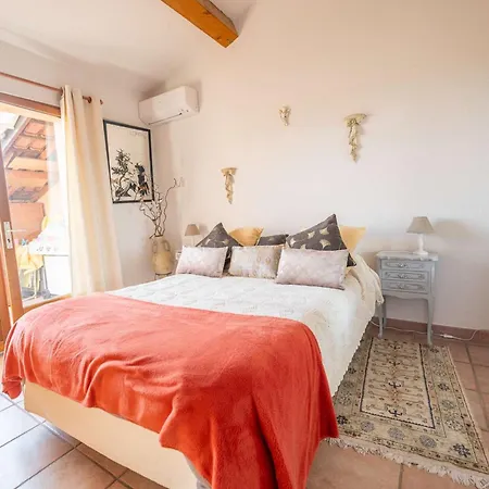 Maison Climatisee Pour 5 Personnes , Au Clame , Jardin Arbore Proche Commerces Villa Bormes-les-Mimosas
